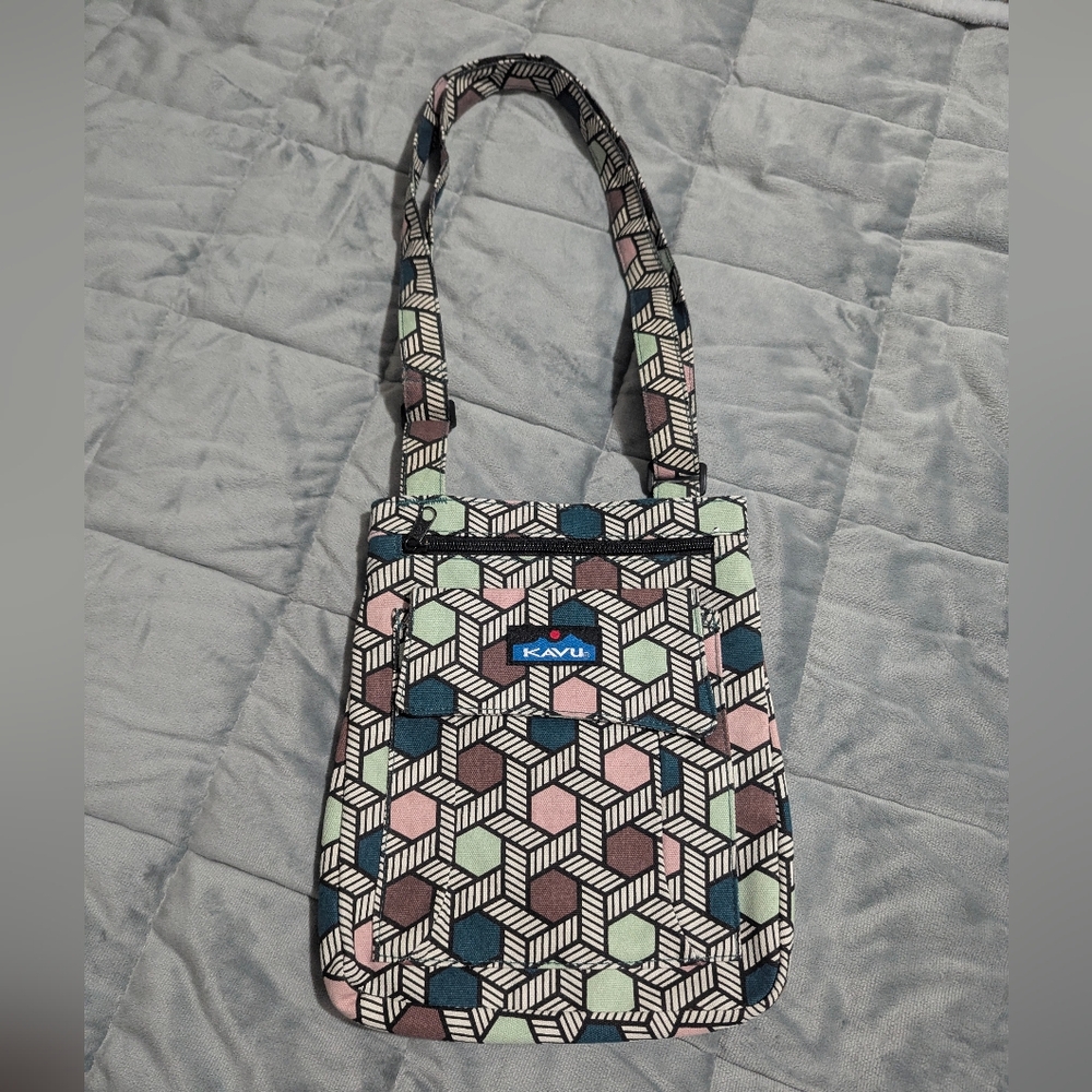 Kavu Pastel Geometric Shoulder Bag